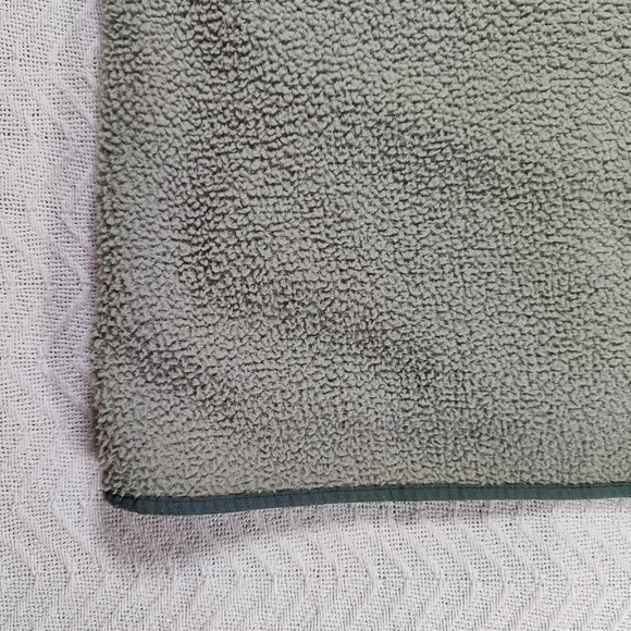 The North Face Women's Japan Fuzzy fleece Sweater Hoodie size Medium Green/Gray - Picture 3 of 8